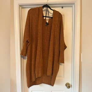 Forever 21 Cardigan size:3X color: multicolor orange